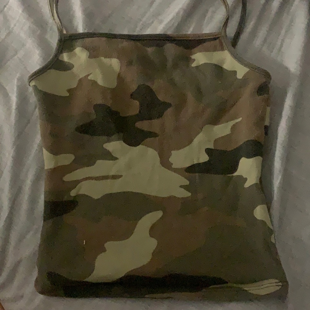 Camouflage crop top